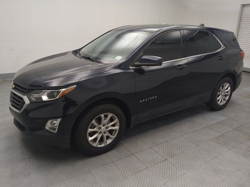 Used 2020 Chevrolet Equinox LT FWD image 2