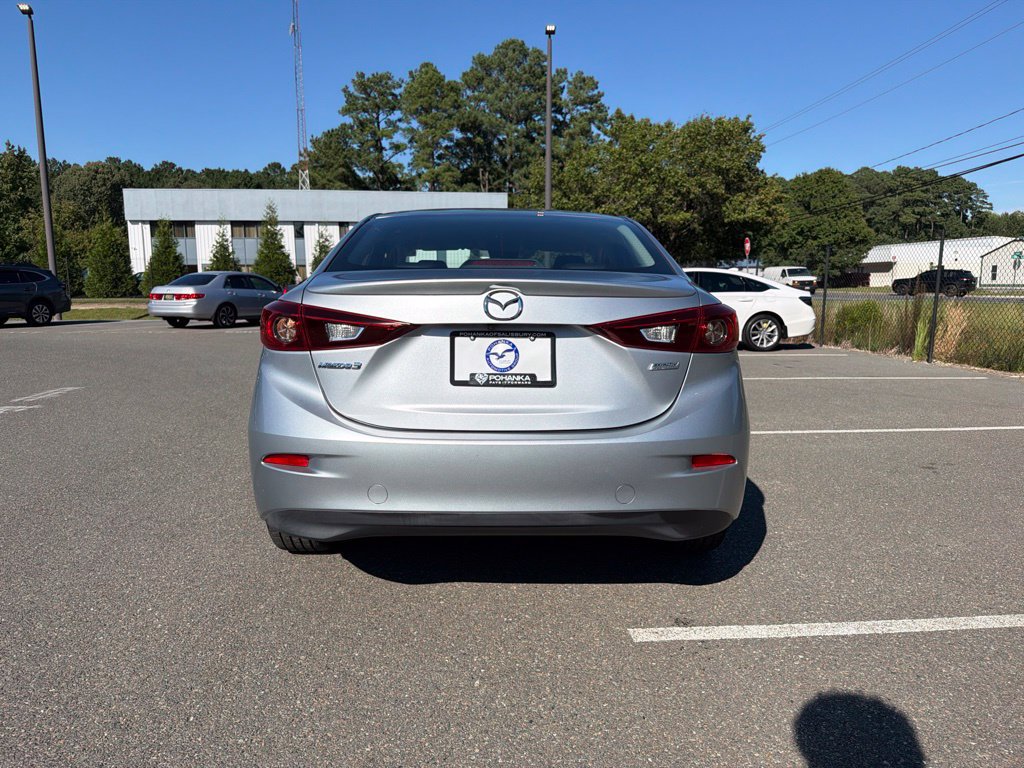 Used 2018 MAZDA MAZDA3 Touring FWD image 6
