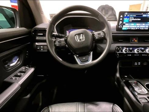 Used 2023 Honda Pilot Elite image 8