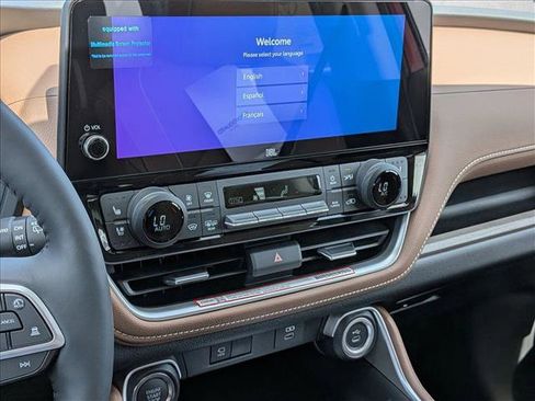 New 2026 Toyota Grand Highlander AWD image 12