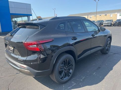 New 2026 Chevrolet Trax ACTIV w/ Driver Confidence Package image 6