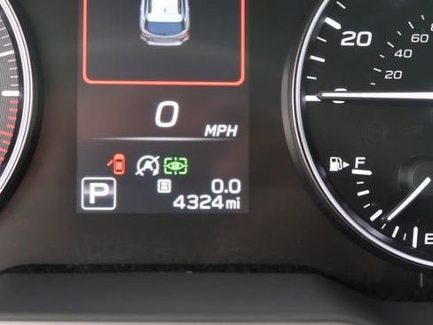 Certified 2025 Subaru Outback Limited w/ Popular Package #2 image 23