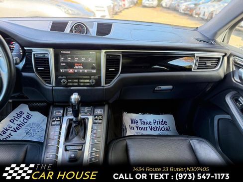 Used 2017 Porsche Macan S image 29