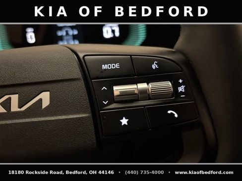 Used 2026 Kia Sportage EX FWD image 19
