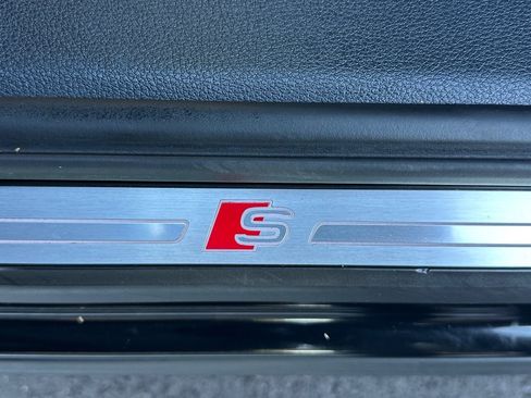 Used 2022 Audi Q3 2.0T Premium w/ Convenience Package image 15