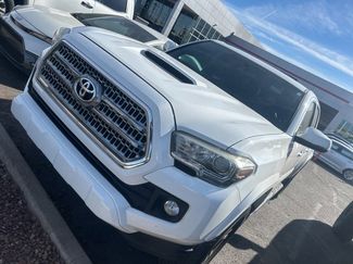 Used 2016 Toyota Tacoma TRD Sport video 2
