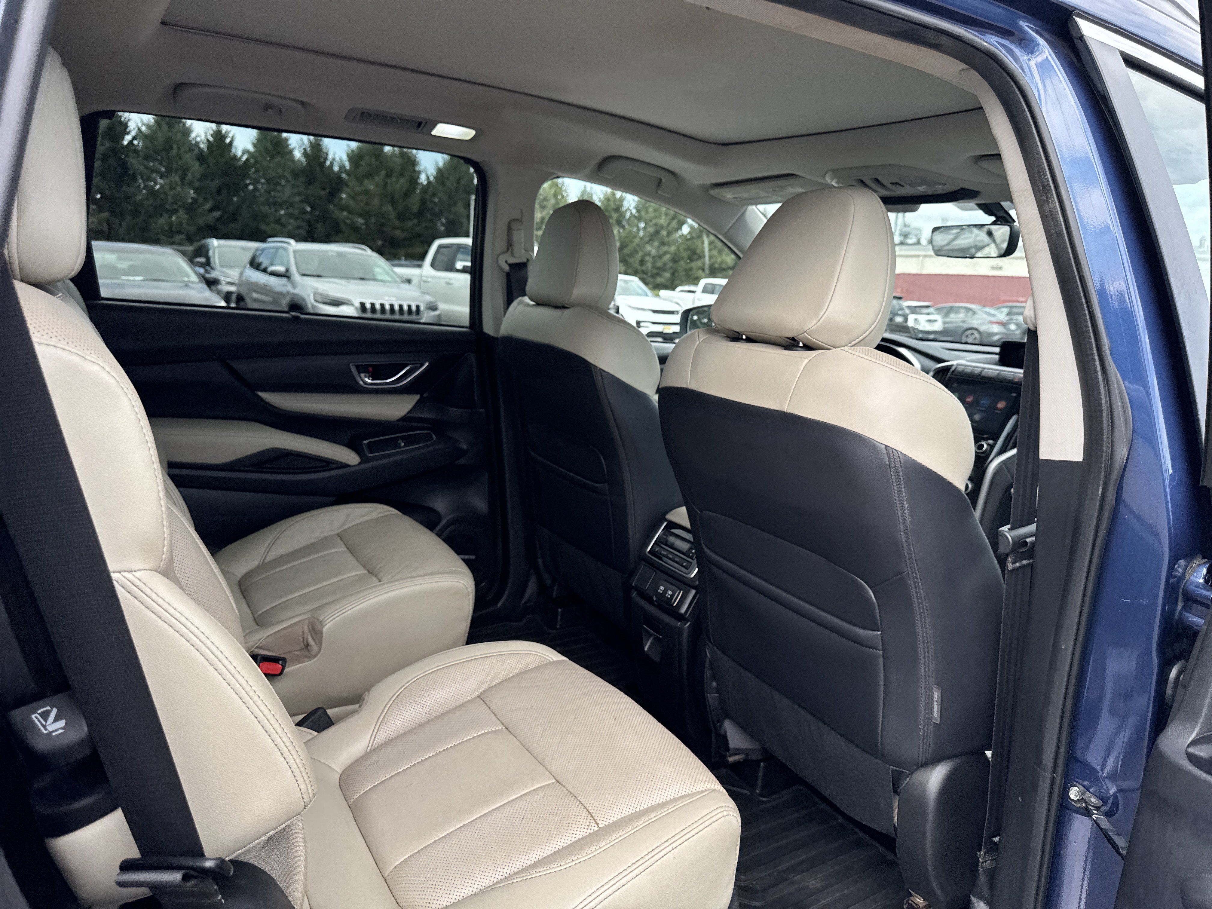 Used 2021 Subaru Ascent Limited w/ Technology Package AWD/4WD image 25