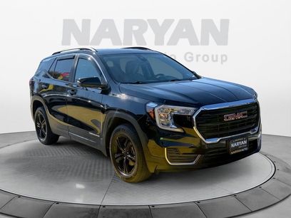 Used 2022 GMC Terrain SLE w/ Driver Convenience Package