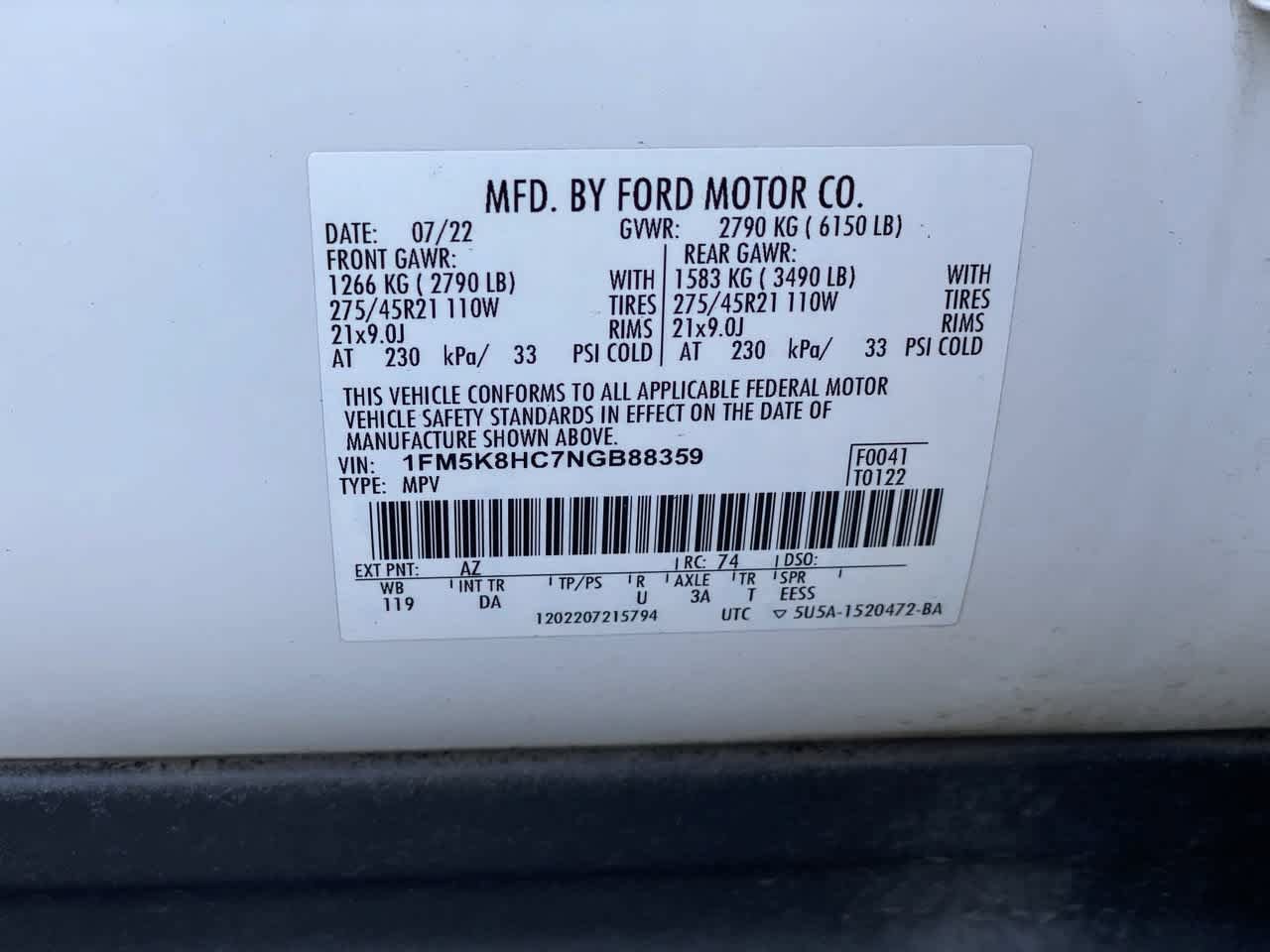 Used 2022 Ford Explorer Platinum w/ Equipment Group 601A AWD/4WD image 31