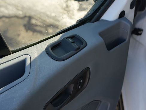 Used 2016 Ford Transit 350 XL image 24