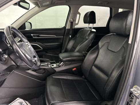 Used 2022 Kia Telluride LX FWD image 3