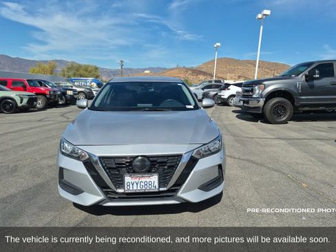 Used 2021 Nissan Sentra S FWD image 2