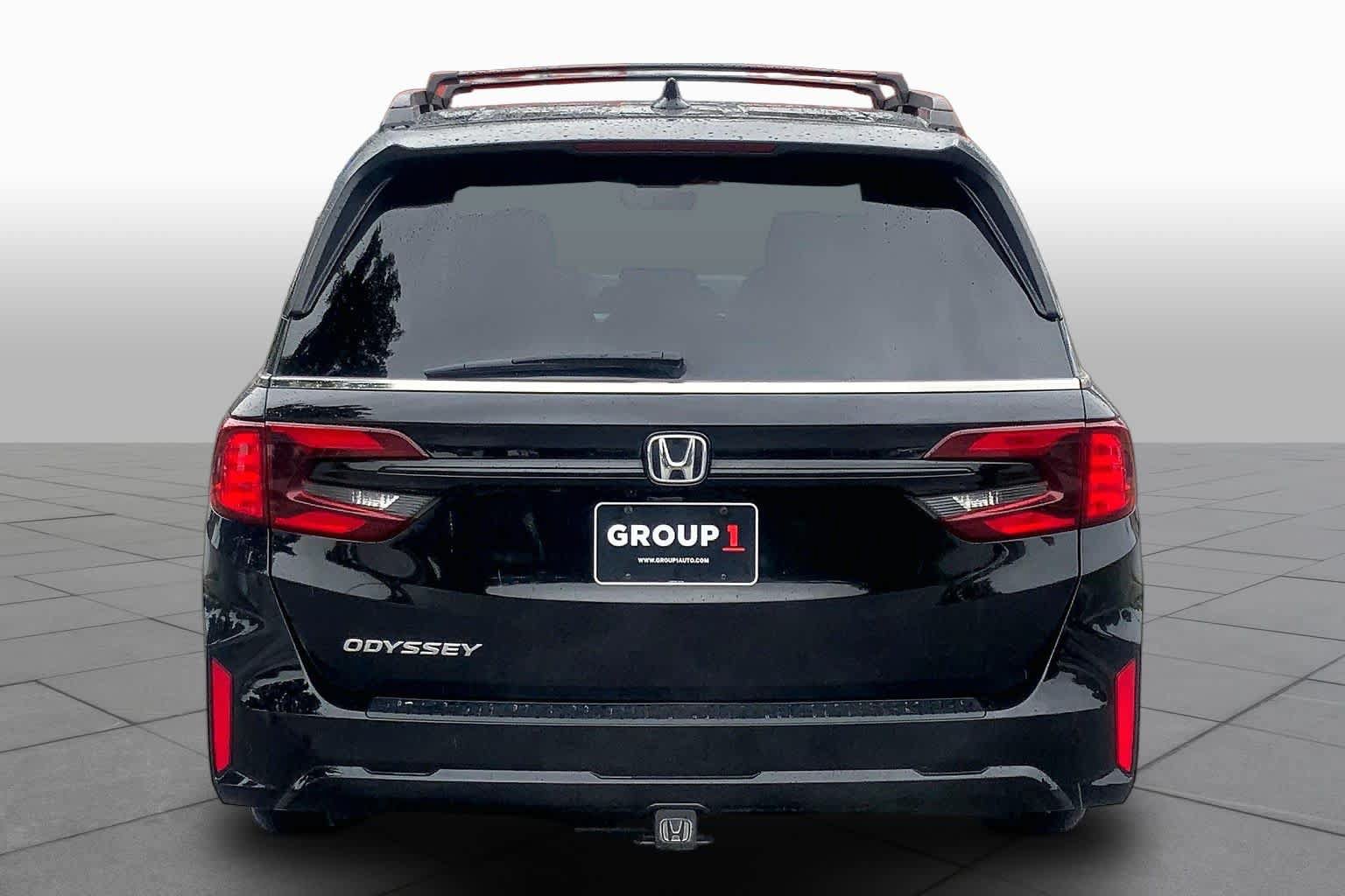 Used 2026 Honda Odyssey EX-L image 5
