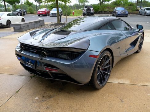 Used 2018 McLaren 720S Luxury RWD image 5