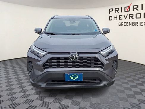 Used 2022 Toyota RAV4 XLE image 3