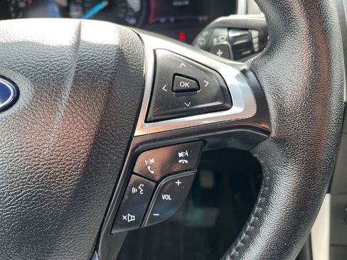 Used 2018 Ford Edge SEL w/ Equipment Group 201A AWD/4WD image 14