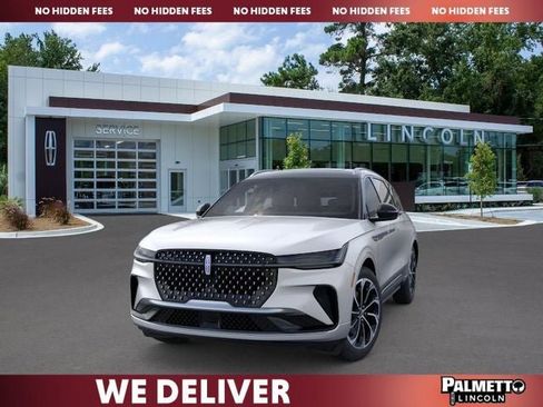 New 2026 Lincoln Nautilus Reserve AWD/4WD image 2