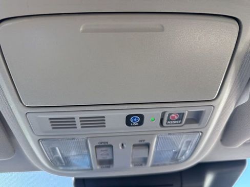 Used 2019 Honda Accord Touring image 33