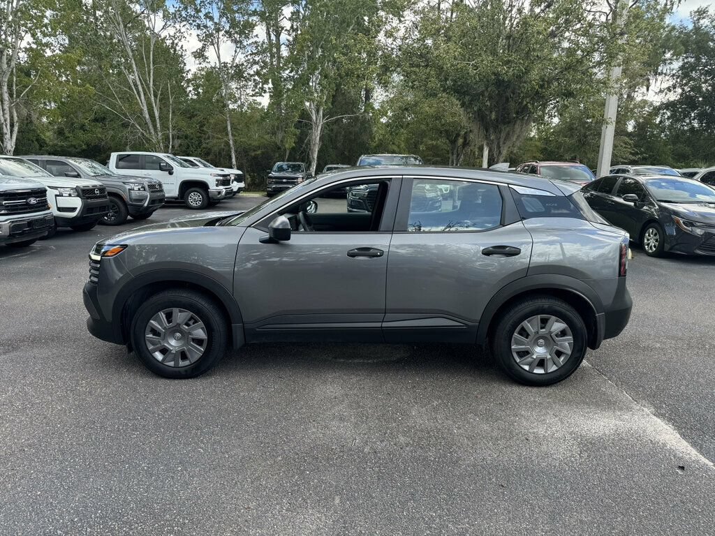 Used 2025 Nissan Kicks S FWD image 2