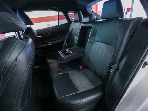 Used 2021 Toyota Venza XLE AWD/4WD image 14