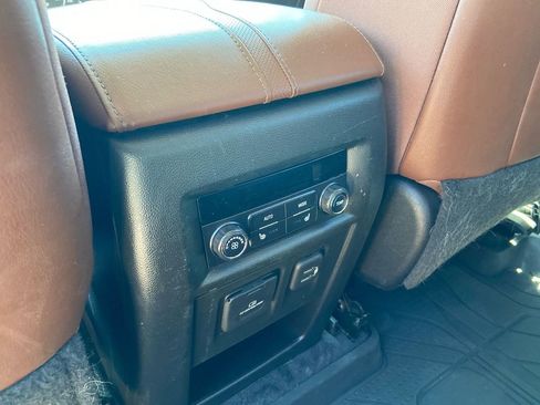 Used 2021 Chevrolet Traverse High Country w/ LPO, Floor Liner Package AWD/4WD image 25