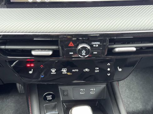 New 2026 Nissan Kicks SR w/ Cold Weather Package image 11