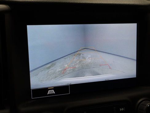 Used 2022 GMC Terrain AT4 w/ Infotainment Package II AWD/4WD image 2