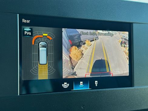 Used 2024 Mercedes-Benz Sprinter 3500 image 20