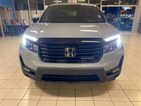 Used 2022 Honda Ridgeline Black Edition image 3