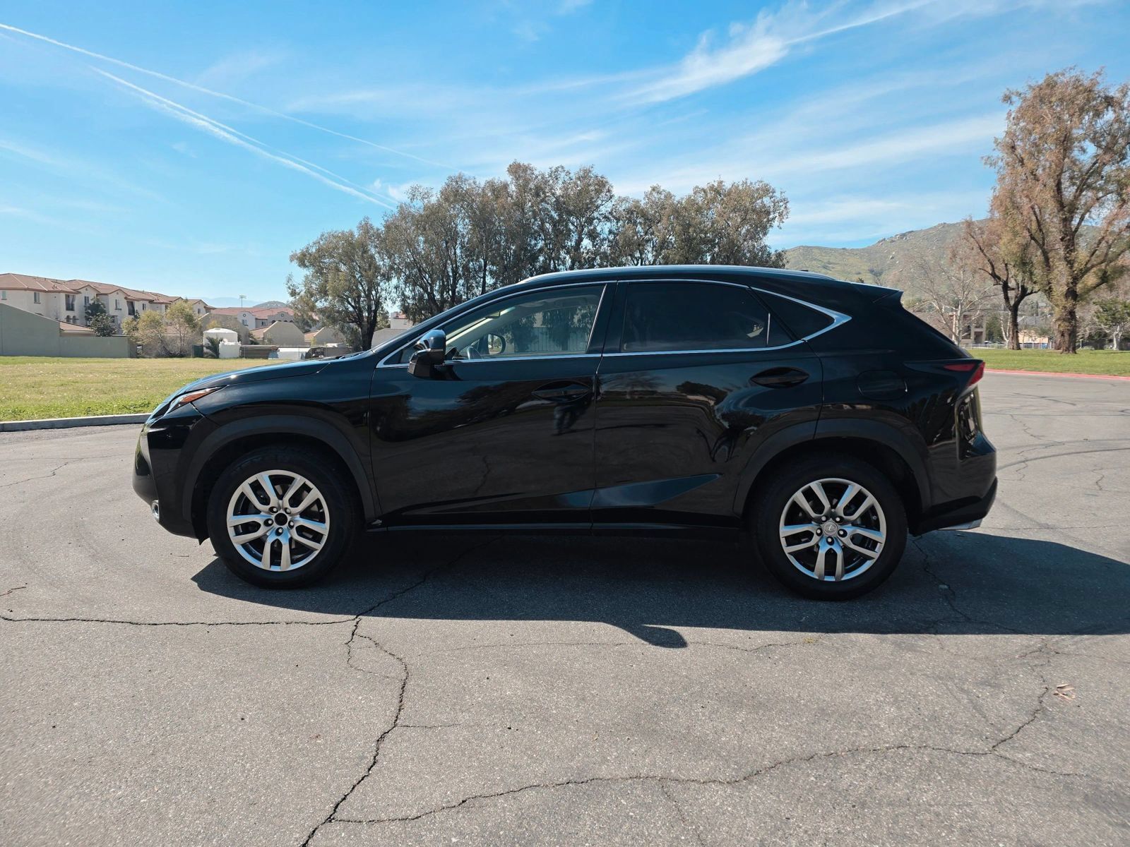 Used 2016 Lexus NX 200t FWD w/ Premium Package image 5