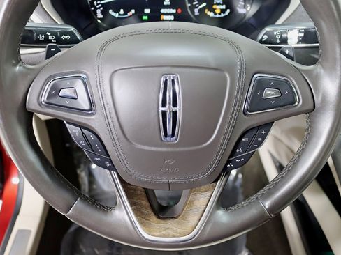 Used 2019 Lincoln MKZ Reserve image 16