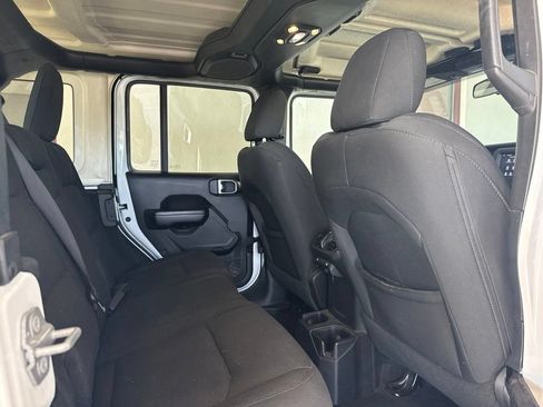 Used 2019 Jeep Wrangler Unlimited Sport S AWD/4WD image 5