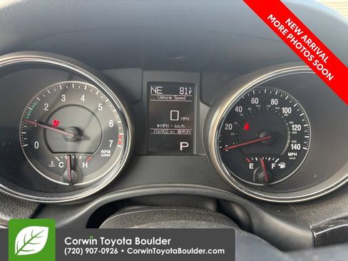Used 2013 Jeep Grand Cherokee Laredo AWD/4WD image 9