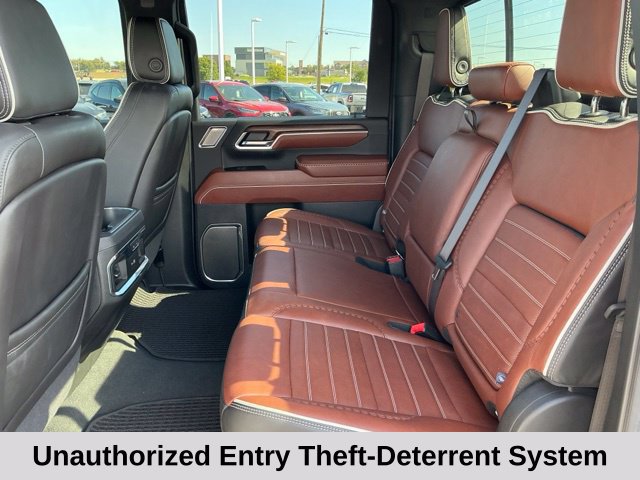 Used 2024 GMC Sierra 2500 Denali Ultimate AWD/4WD image 24