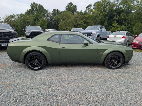 Used 2021 Dodge Challenger R/T Scat Pack RWD image 6