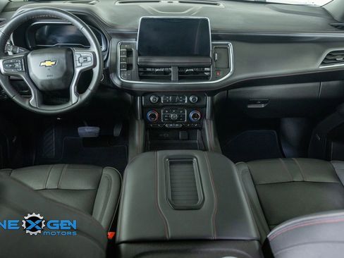 Used 2024 Chevrolet Suburban RST w/ Luxury Package AWD/4WD image 31