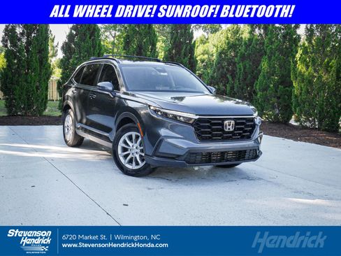 Used 2023 Honda CR-V EX image 1
