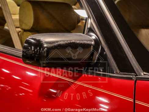 Used 1990 Pontiac Grand Prix SE FWD image 56