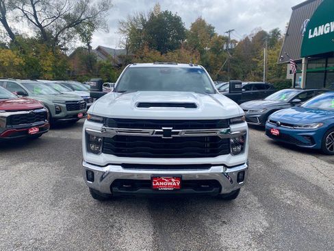 New 2026 Chevrolet Silverado 2500 LT image 2