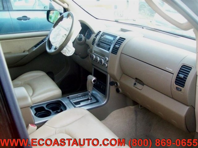 Used 2006 Nissan Pathfinder SE w/ (P01) Se Premium Pkg AWD/4WD image 6
