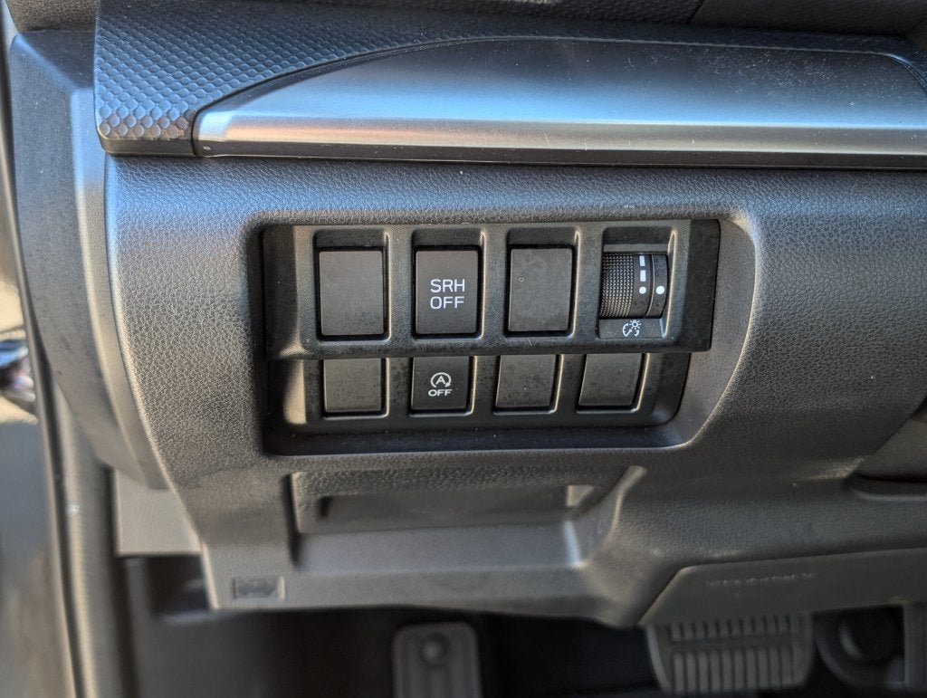 Used 2024 Subaru Forester Premium AWD/4WD image 12