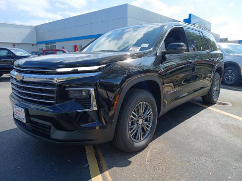 New 2026 Chevrolet Traverse LT w/ Driver Confidence Package image 6