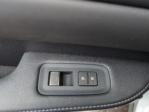 Used 2025 Lexus RX 350 Premium image 20