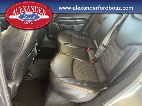 Used 2022 Jeep Compass Latitude image 10