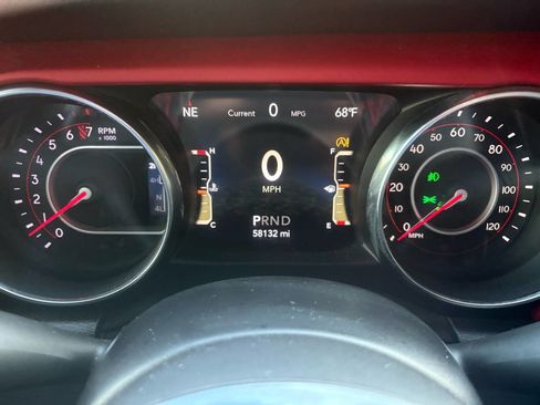 Used 2020 Jeep Gladiator Rubicon image 15