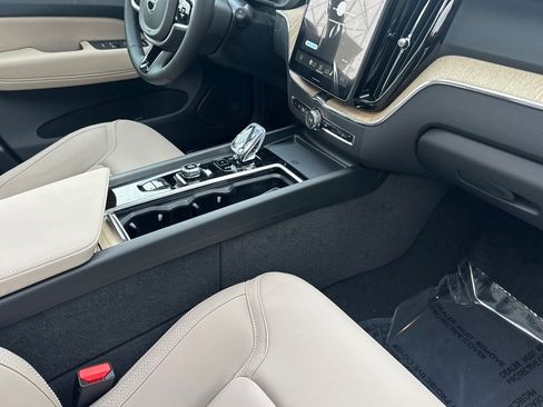 New 2026 Volvo XC60 T8 Plus w/ Climate Package AWD/4WD image 18