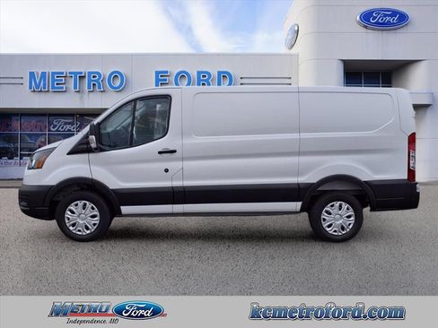 New 2025 Ford Transit 150 Low Roof image 7