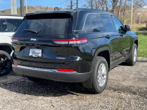 New 2026 Jeep Grand Cherokee Laredo X AWD/4WD image 4