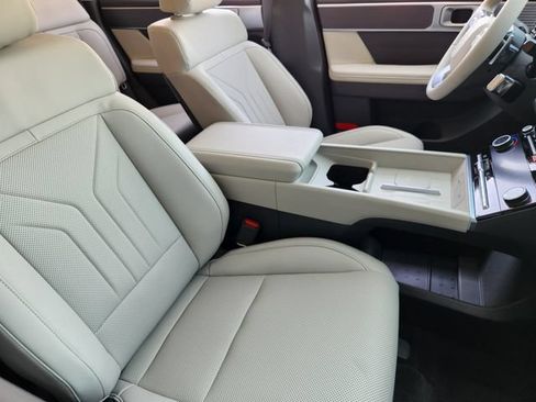 Certified 2026 Hyundai Santa Fe SEL AWD/4WD image 9
