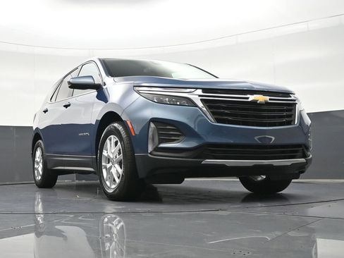Used 2024 Chevrolet Equinox LT FWD image 34